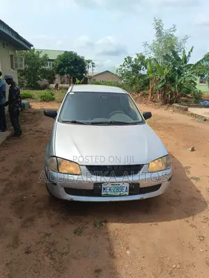 Mazda 323 1.6 2003 Silver