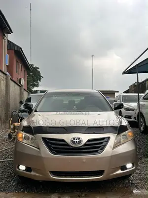 Toyota Camry LE 4dr Sedan (2.4L 4cyl 5A) 2008 Gold