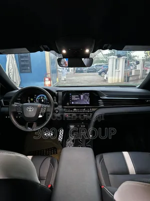 Toyota Camry 2025 White