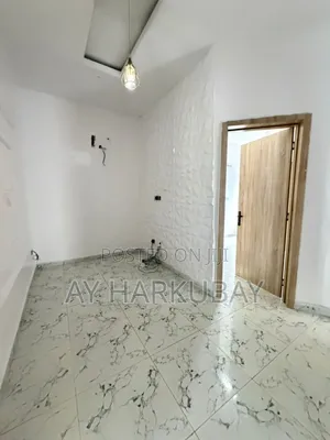 1bdrm Shared Apartment in Lekki Scheme 2, Abraham Adesanya Estate