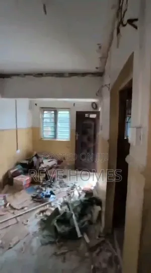 Mini Flat in Ilupeju Industrial Estate for rent