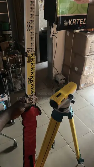 Automatic Optical Level With Tripod 5m Levelling Staff – Brand New