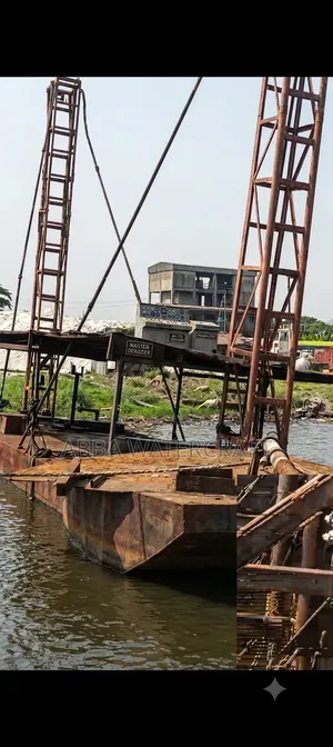 Master Dredger Transporter Available – Lagos