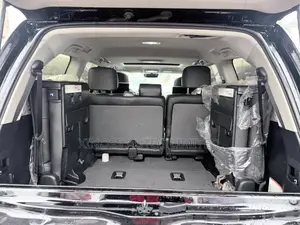 Toyota Land Cruiser 5.7 V8 GXR 2020 Black