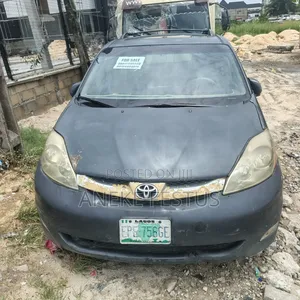Toyota Sienna 2008 Gray