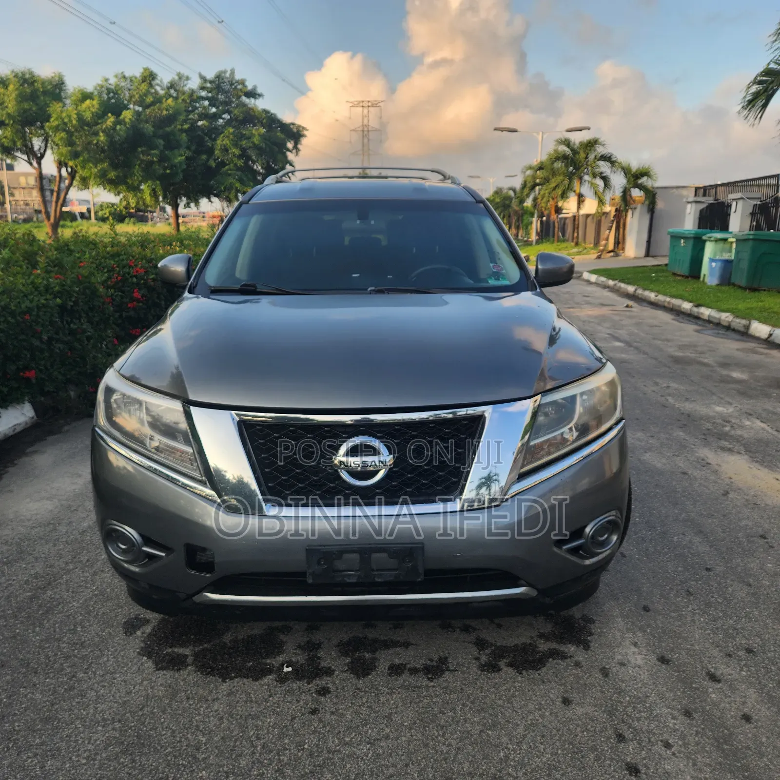 Nissan Pathfinder 2016 Gray