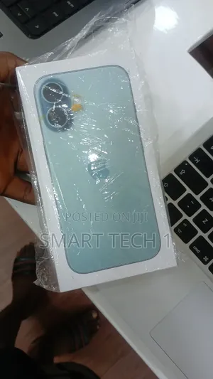 New Apple iPhone 16 128 GB Blue