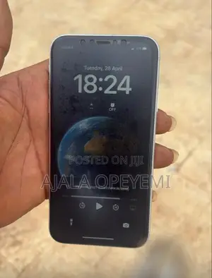 Apple iPhone XR 64 GB Silver