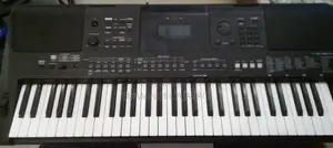 Yamaha PSR-E463 61-Key Portable Keyboard
