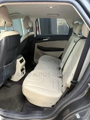 Ford Edge Titanium 4dr FWD 2017 Gray
