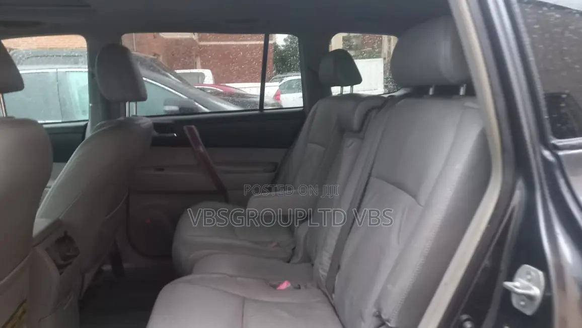 Toyota Highlander 2013 Gray
