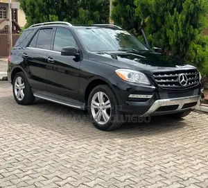 Mercedes-Benz M Class ML350 4MATIC 4dr SUV AWD (3.5L 6cyl 7A) 2015