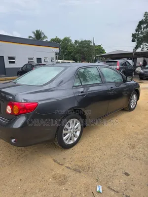 Toyota Corolla 2009 Gray