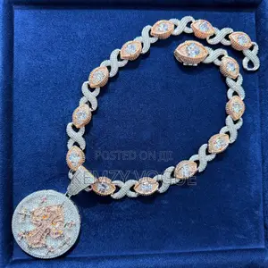 Pendant With Chain for Big Steppers