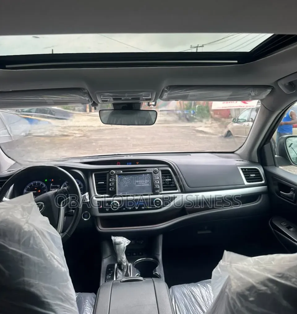Toyota Highlander 2019 Red