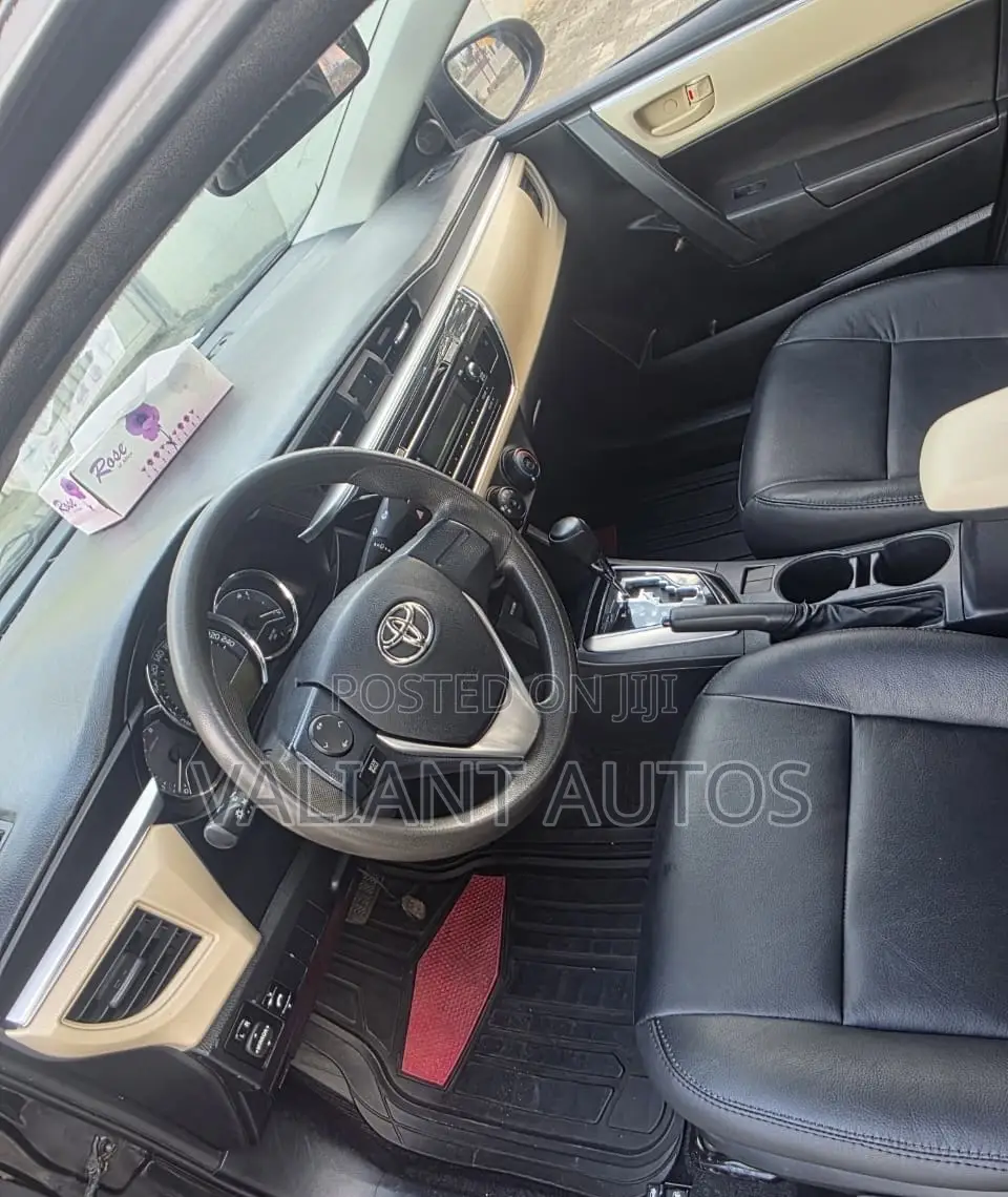 Toyota Corolla 2014 Black