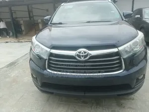 Toyota Highlander 2016 Black