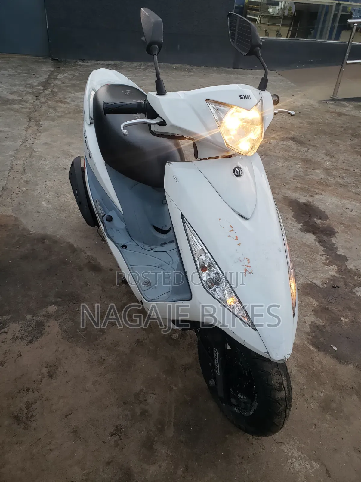 SYM Symnh 2025 White