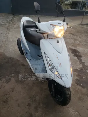 SYM Symnh 2025 White