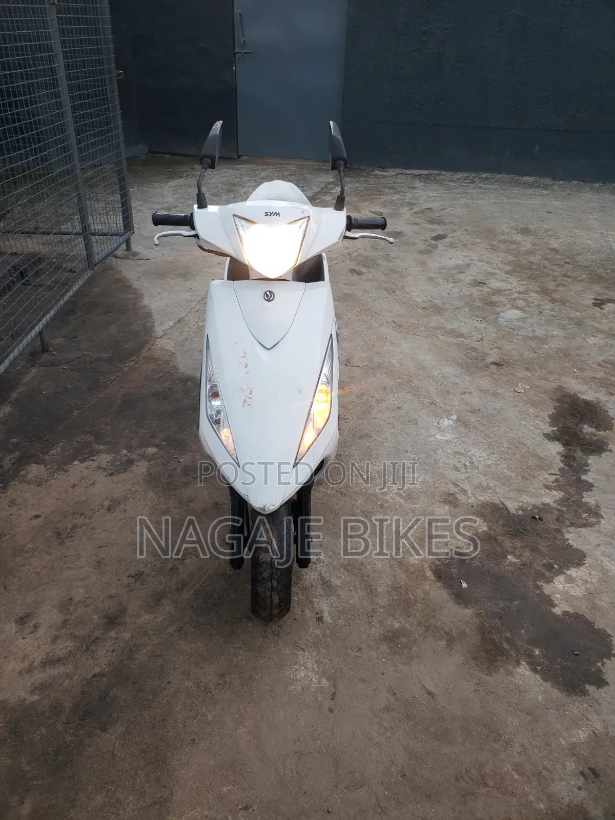 SYM Symnh 2025 White
