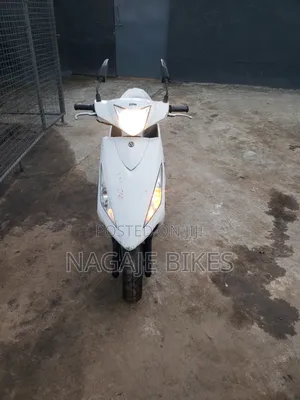SYM Symnh 2025 White