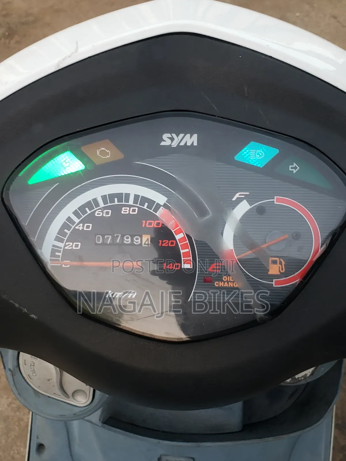 SYM Symnh 2025 White