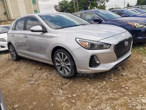 Hyundai Elantra 2019 Silver