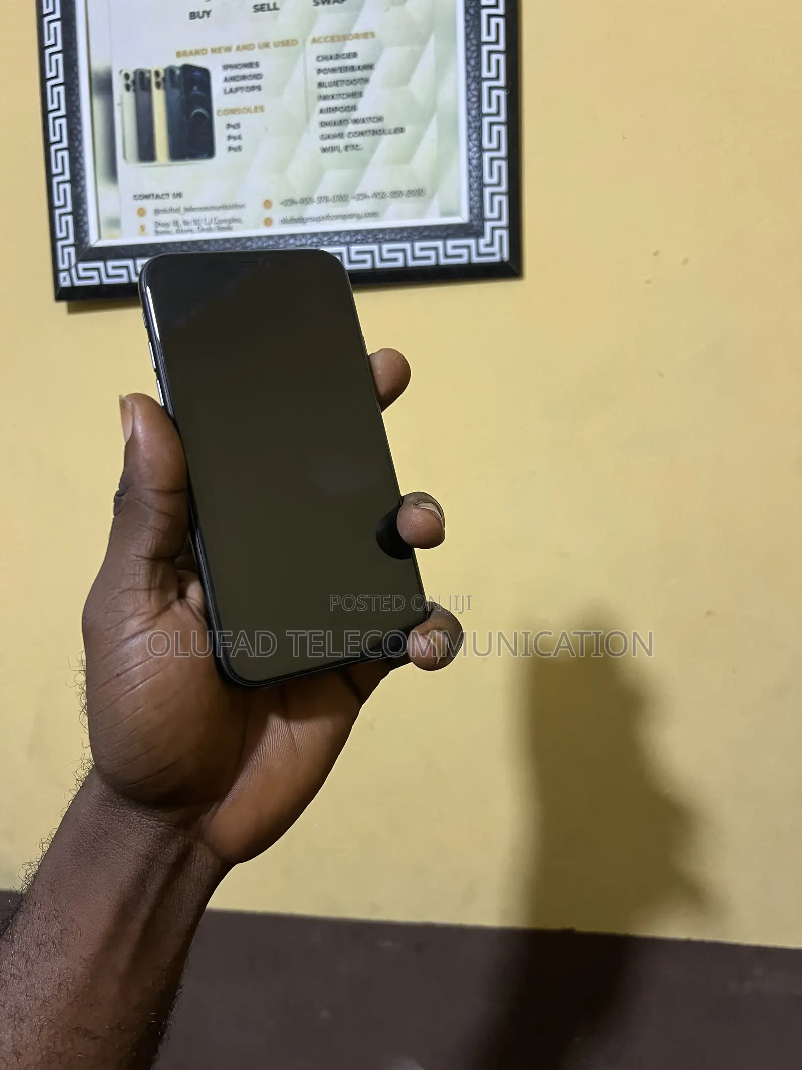 Apple iPhone 11 64 GB Black