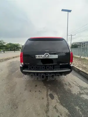 Cadillac Escalade ESV 2010 Black