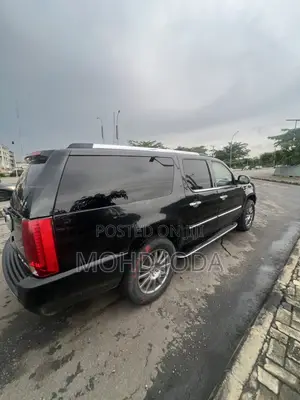 Cadillac Escalade ESV 2010 Black