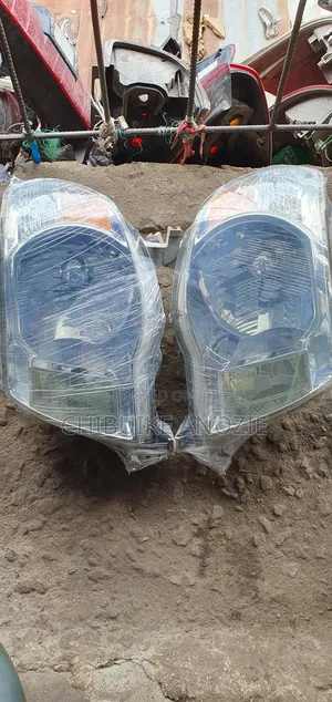 Set of Headlamp Toyota Tacoma 2005_2008