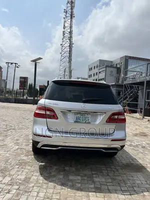 Mercedes-Benz M Class 2015 Silver