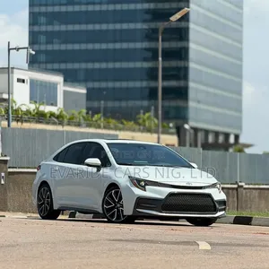 Toyota Corolla 2021 White