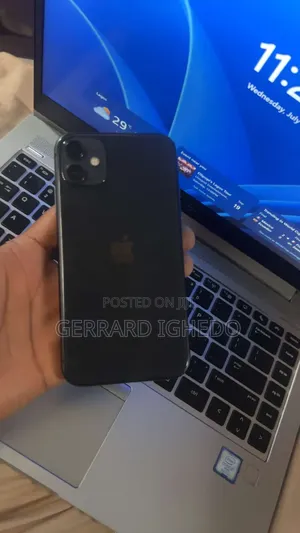 Apple iPhone 11 128 GB Black