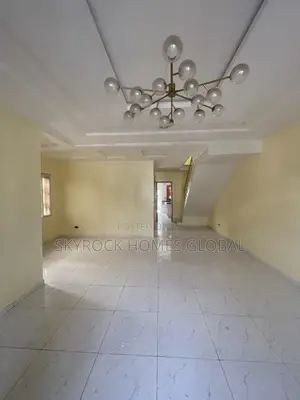 4bdrm Duplex in Lekki Expressway for rent