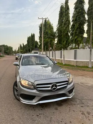 Mercedes-Benz C300 2016 Gray
