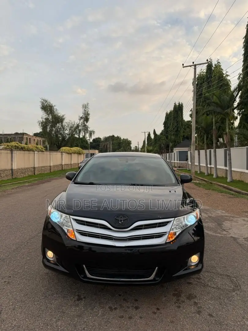 Toyota Venza 2011 Black
