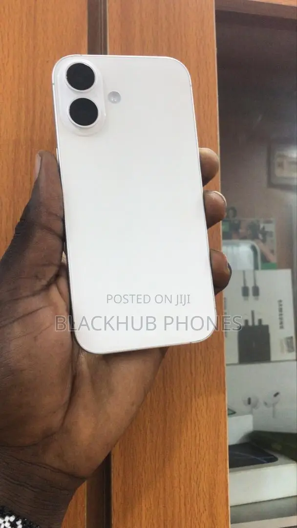 Apple iPhone 16 128 GB White
