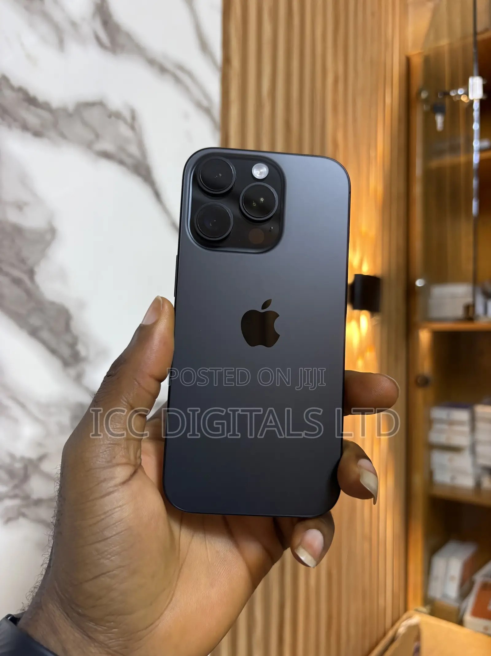 Apple iPhone 16 Pro 128 GB Black