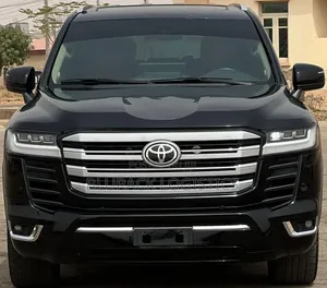 Toyota Land Cruiser 4.5 V8 VXR 2012 Black