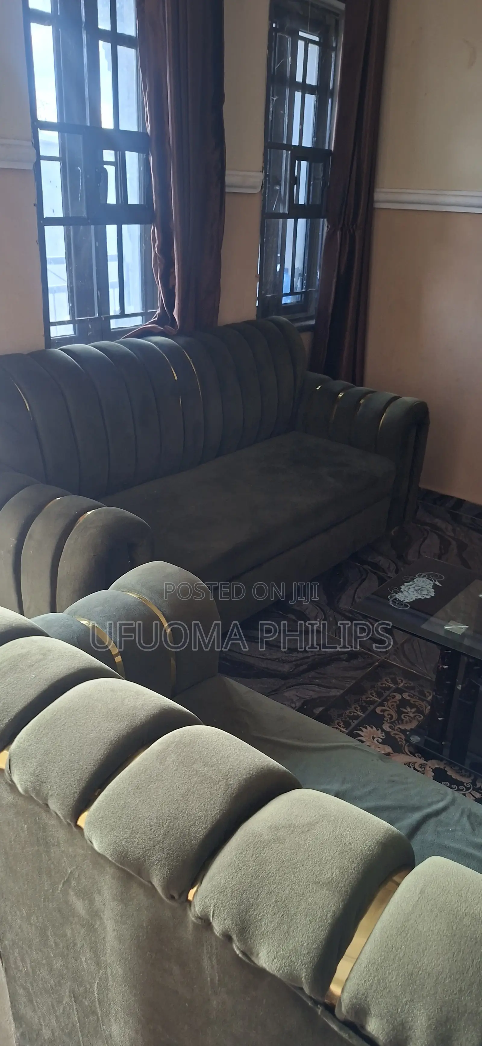 Neatly Used Sitting Room Chairs