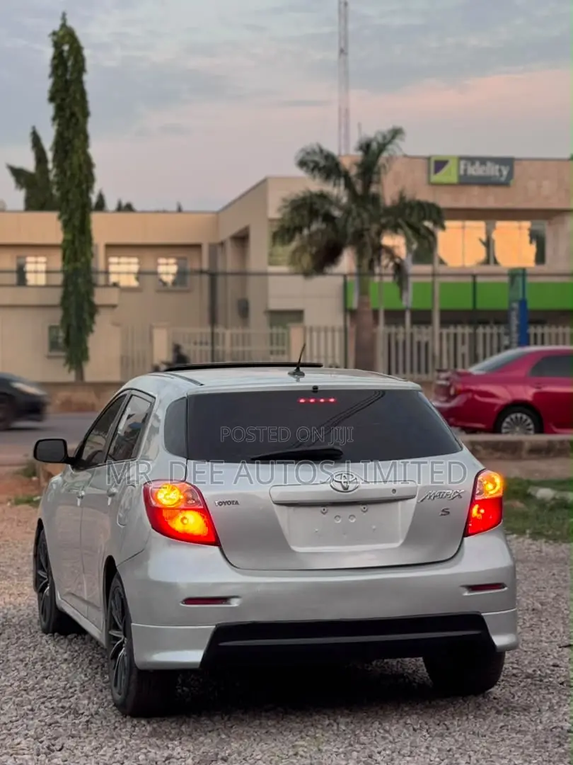 Toyota Matrix 2009 Silver
