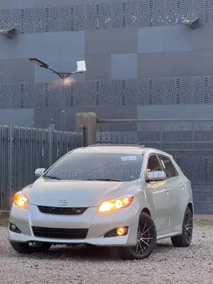Toyota Matrix 2009 Silver