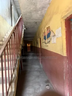 20bdrm House in Briansbrain, Benin City for sale