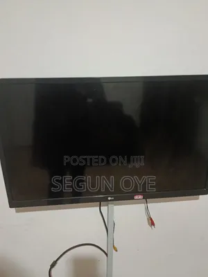 Non-Smart 32" Lg Television