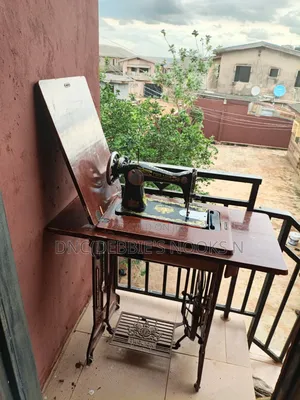 Two Lion Sewing Machine