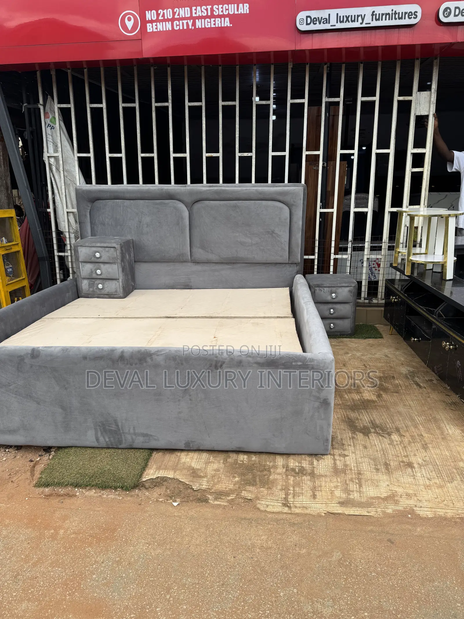 6 by 6 Luxury Bed