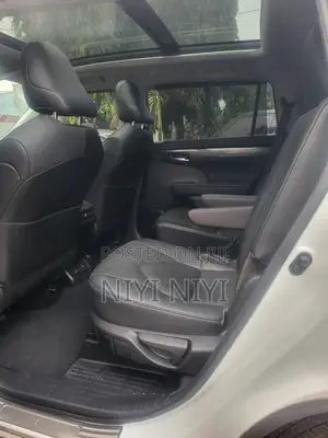 Toyota Highlander Platinum AWD 2023 White