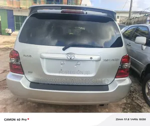 Toyota Highlander 2005 Silver