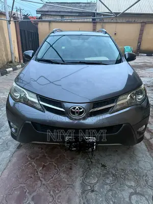Toyota RAV4 Limited 4dr SUV (2.5L 4cyl 6A) 2014 Gray